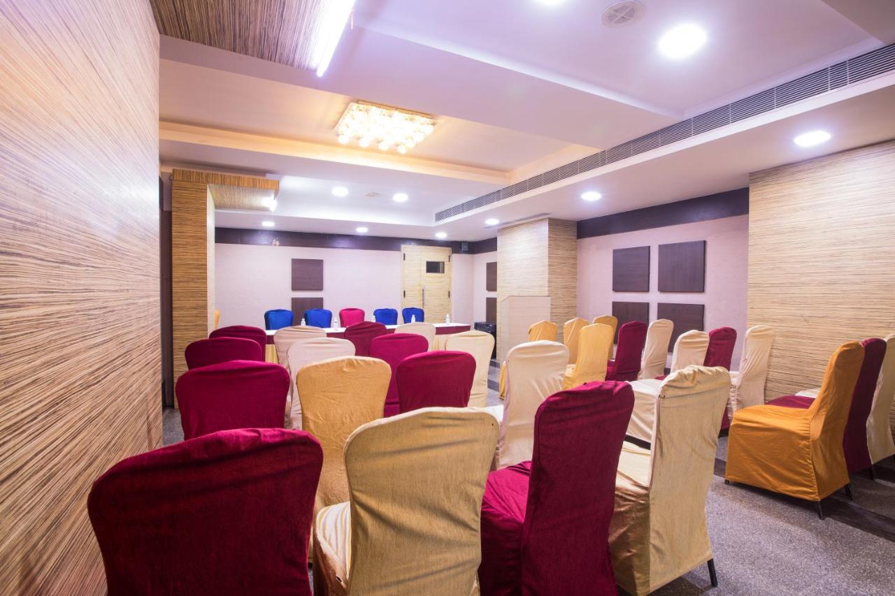 Hotel Shelter Chennai Exterior photo