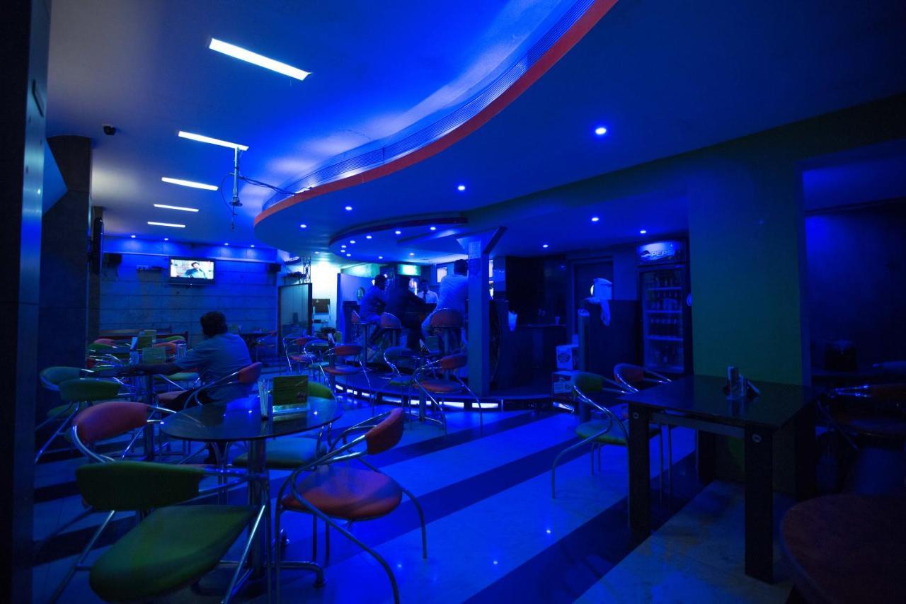 Hotel Shelter Chennai Exterior photo