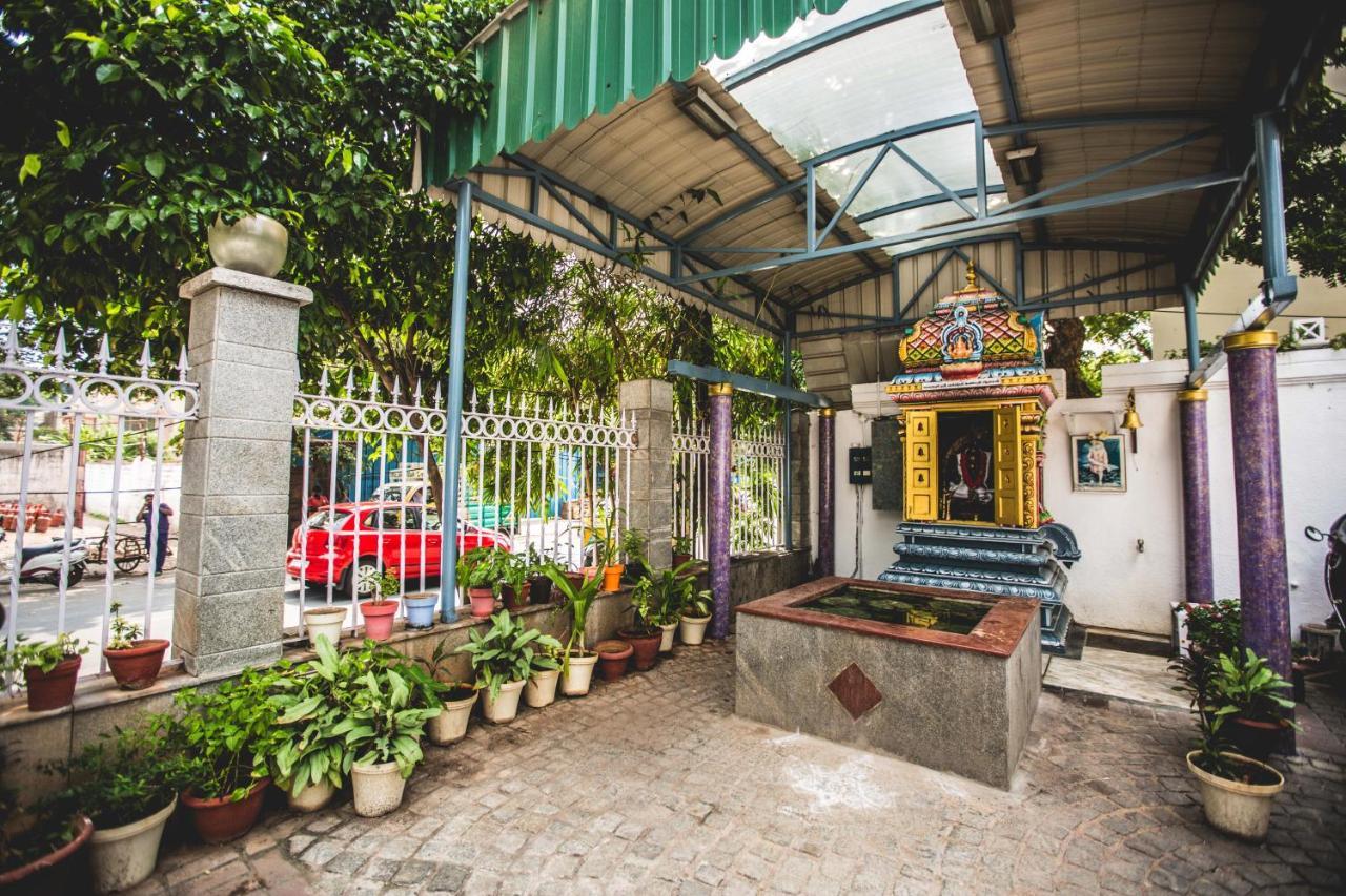 Hotel Shelter Chennai Exterior photo